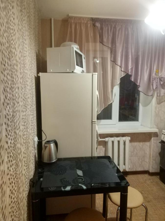 Apartment 2Bedrooms On Stalevarov Near State Medical University Zaporizhia Exterior photo
